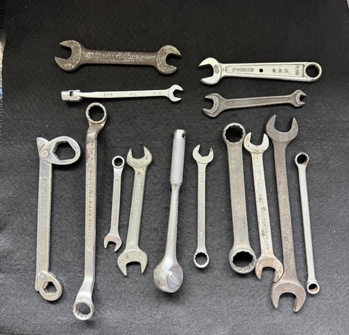 Lot misc vintage wrenches - misc,
